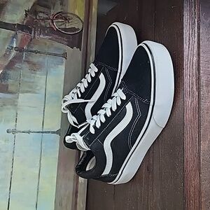 Vans old skool women's size 9.0